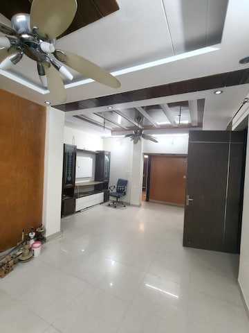 Kitchen in 2.5 BHK Builder Floor at Sector 9 – for Rent