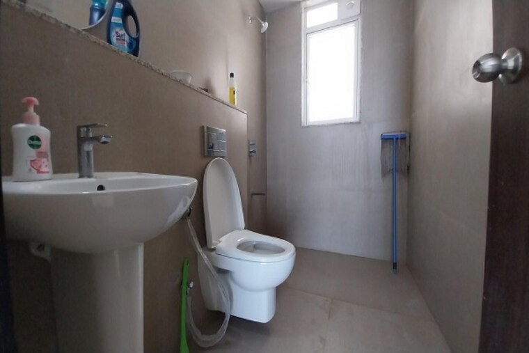 Bathroom, runwal-forests 3 Bedroom 1129 Sq.Ft. Apartment In Kanjurmarg West Mumbai 9665415