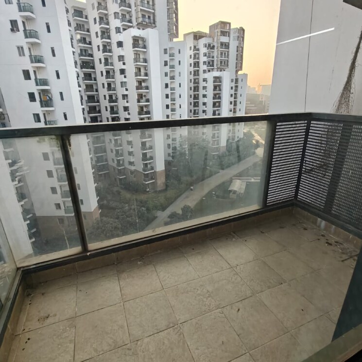 Kitchen, unitech-uniworld-gardens 3 Bedroom 2086 Sq.Ft. Apartment In Islampur Gurgaon 9665451