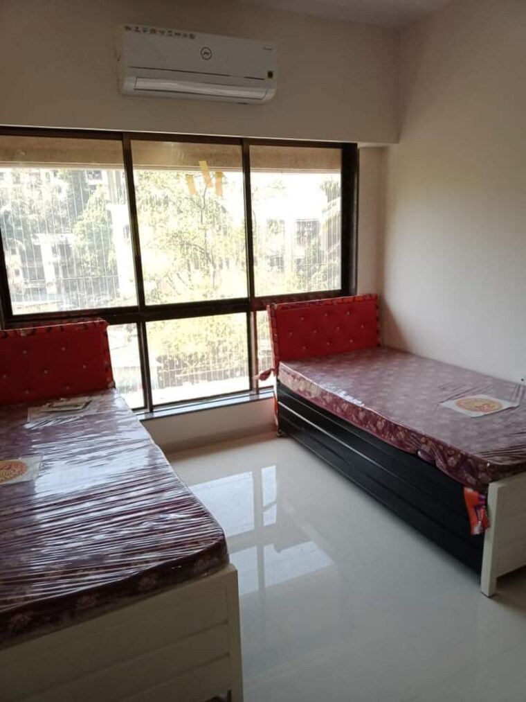 Bedroom, powai Pg For Boys & Girls In Powai 9665452