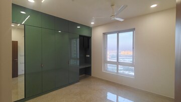 Room in 3 BHK Apartment at Aurobindo Kohinoor, Serilingampally – for Rent