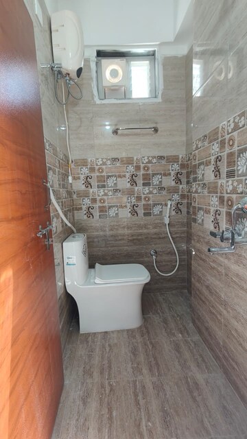 Bathroom in 1 BHK Apartment at Kondapur – for Rent