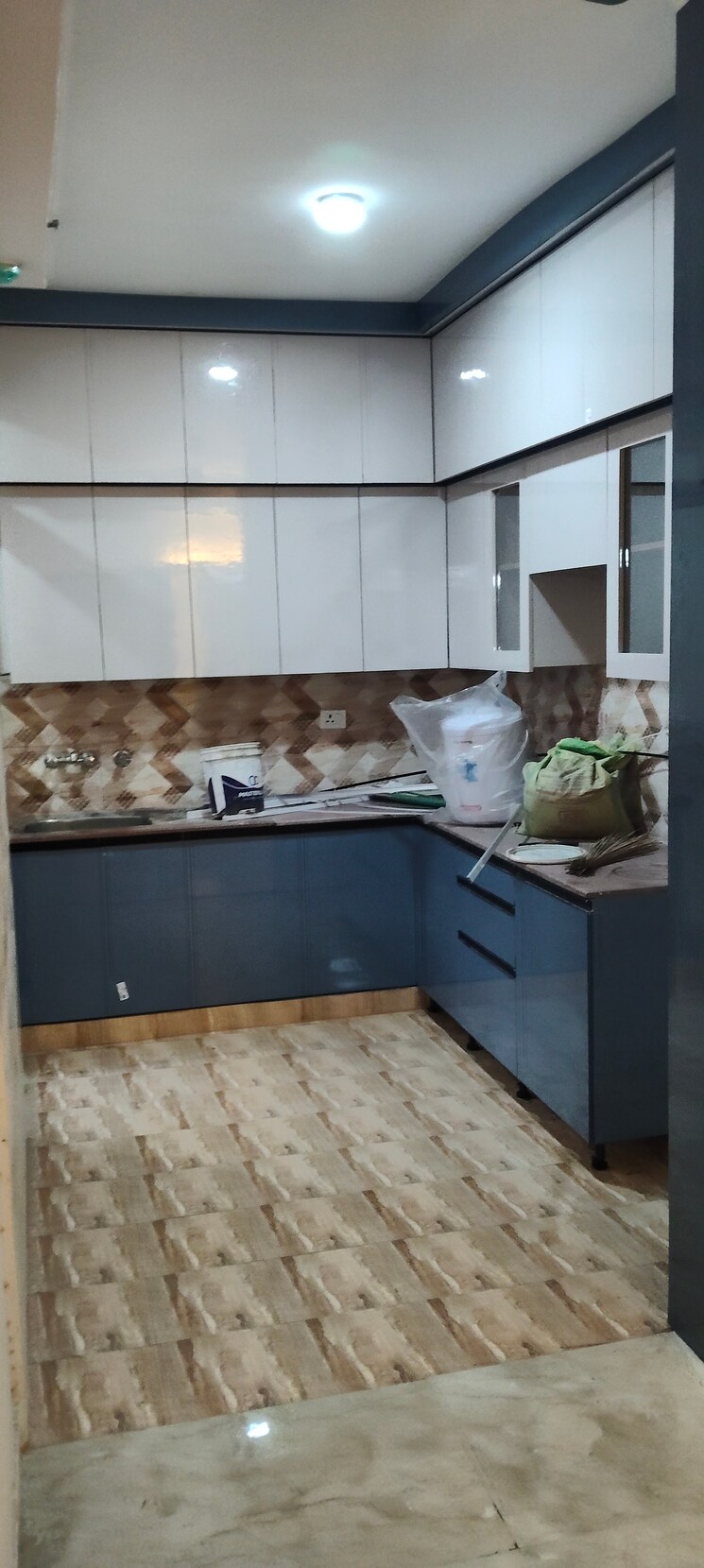 Kitchen, mahagun-mywoods-ii 2 Bedroom 1100 Sq.Ft. Apartment In Sector 16c Greater Noida Greater Noida 9665460