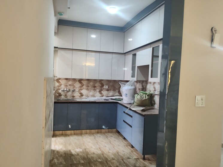 Kitchen, mahagun-mywoods-ii 2 Bedroom 1100 Sq.Ft. Apartment In Sector 16c Greater Noida Greater Noida 9665460