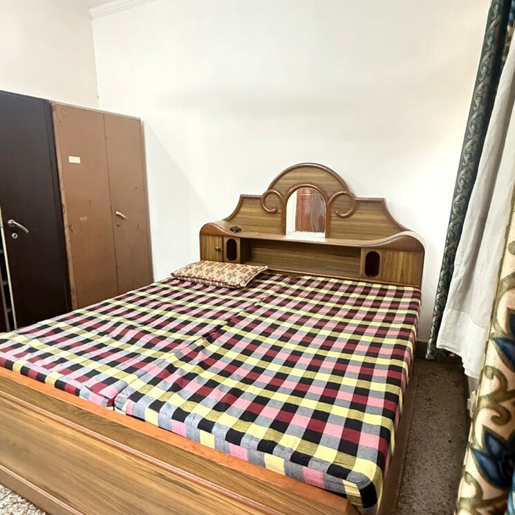 Bedroom, chattarpur 3 Bedroom 1000 Sq.Ft. Builder Floor In Chattarpur Delhi 9665477