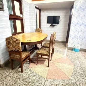 Living Room in 3 BHK Builder Floor at Chattarpur – for Rent