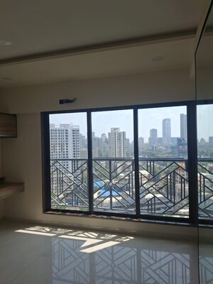 2 BHK Apartment For Rent in Sugee Laxmi Niwas, Dadar West