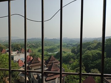 Master Bedroom in 1 RK Apartment at Piccadilly 2, Goregaon East – for Rent