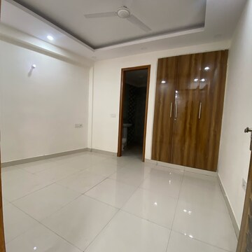 Room in 2 BHK Builder Floor at Chattarpur – for Rent