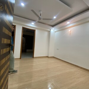 2 BHK Builder Floor For Rent in Chattarpur