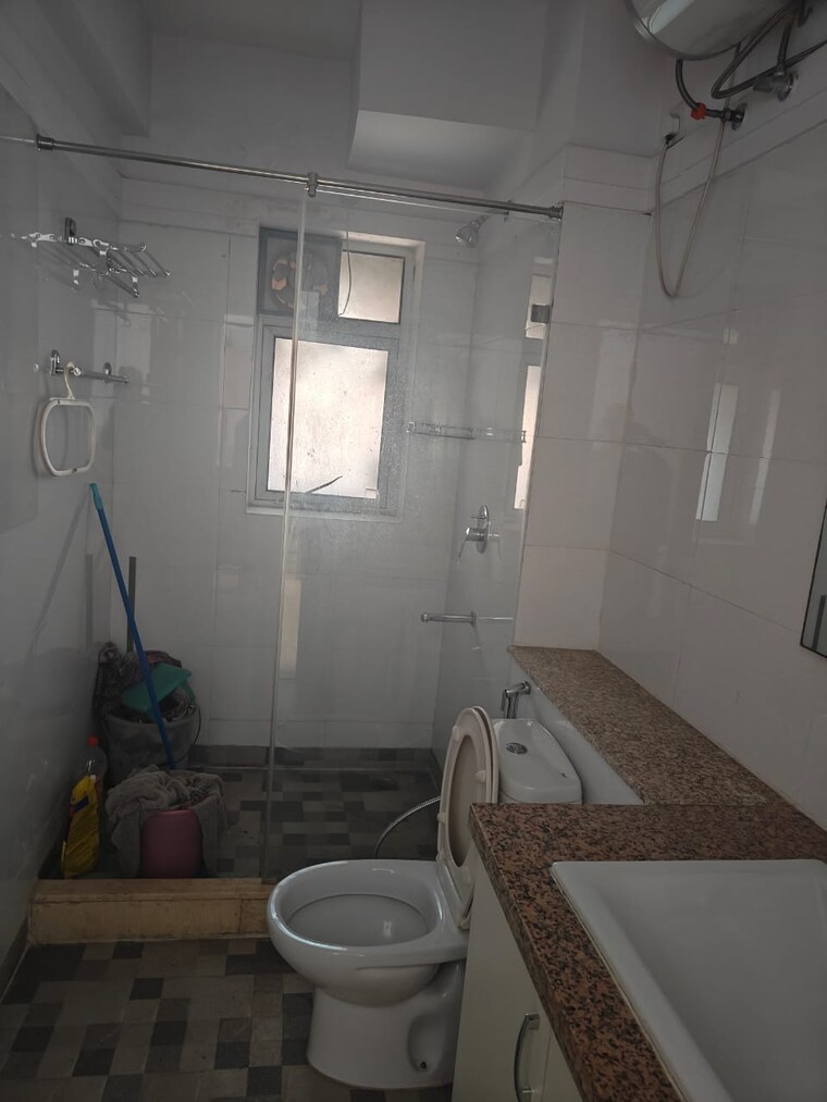 Bathroom, dlf-new-town-heights-i 4 Bedroom 2727 Sq.Ft. Apartment In Sector 90 Gurgaon 9665501
