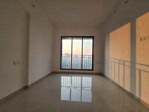 Room in 2 BHK Apartment at Gulmohar CHS Goregaon, Goregaon West – for Sale