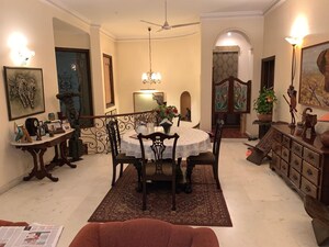 Team Area in 3 BHK Builder Floor at Ansal Sushant Apartments, Sushant Lok I – for Rent