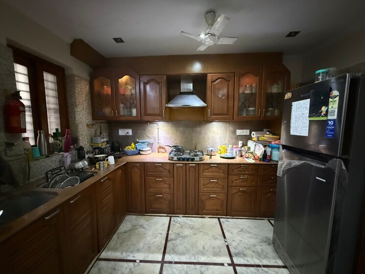 Kitchen, paschim vihar 3 Bedroom 1200 Sq.Ft. Apartment In Paschim Vihar Delhi 9665543
