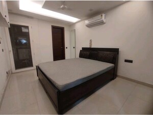 Bedroom in 3 BHK Builder Floor at Safdarjung Enclave – for Rent