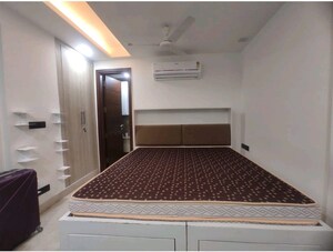Bedroom in 3 BHK Builder Floor at Safdarjung Enclave – for Rent