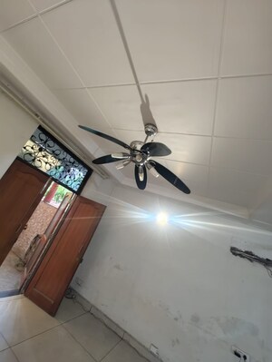 Furnished Amenities in 3 BHK Villa at RWA Apartments Sector 30, Sector 30 – for Rent