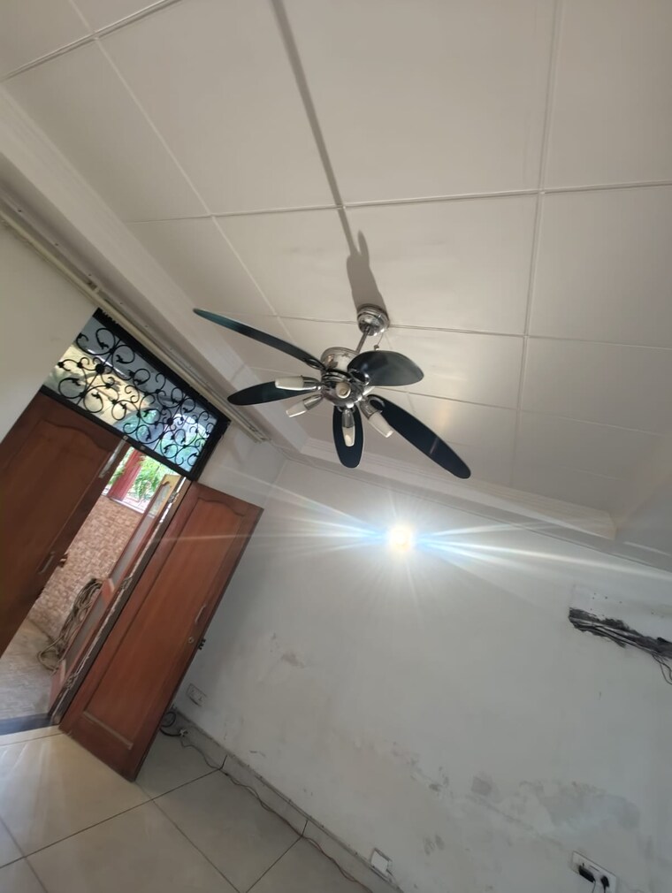 undefined, rwa-apartments-sector-30 3 Bedroom 2500 Sq.Ft. Villa In Sector 30 Noida 9665556