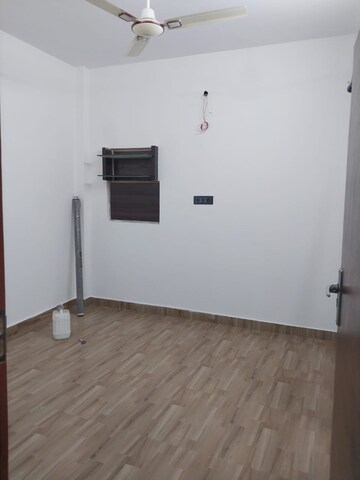 1.5 BHK Apartment For Rent in Paschim Vihar