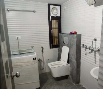 Bathroom in 3 BHK Apartment at Gomti Nagar – for Rent