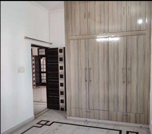 Furnished Amenities in 3 BHK Apartment at Gomti Nagar – for Rent