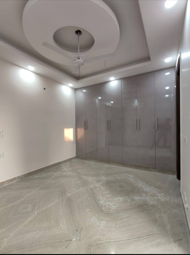 Room, saket 3 Bedroom 1500 Sq.Ft. Apartment In Saket Delhi 9665589