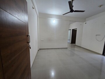 Room in 2 BHK Apartment at Sama Savli Road – for Sale