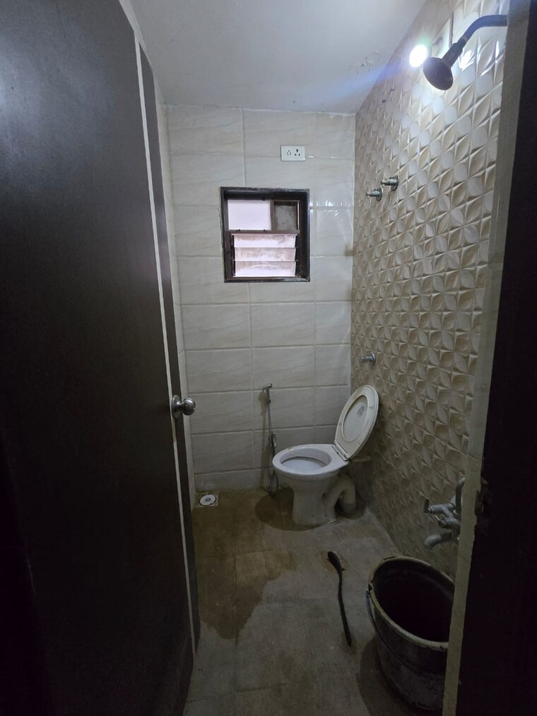 Bathroom, sama savli road 2 Bedroom 1250 Sq.Ft. Apartment In Sama Savli Road Vadodara 9665678