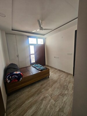 Master Bedroom in 2 BHK Builder Floor at Palm Residency Chhatarpur, Chattarpur – for Rent