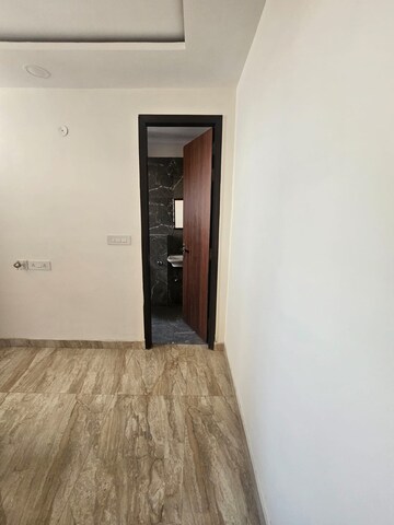 Room in 2 BHK Builder Floor at Palm Residency Chhatarpur, Chattarpur – for Rent