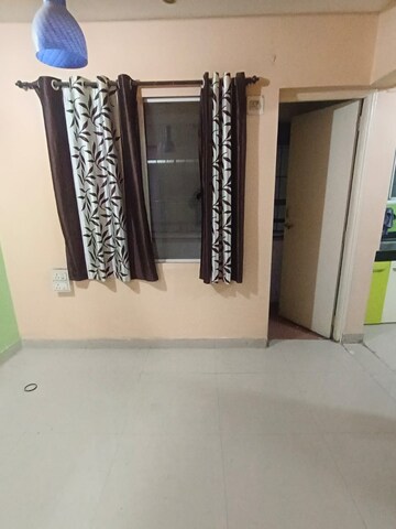 Room in 2 BHK Apartment at Siddhivinayak Shubhashree Residential, Akurdi – for Rent