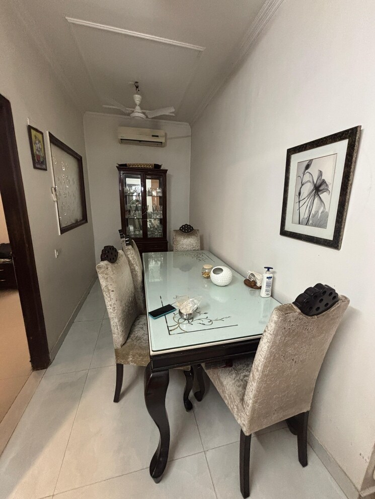 Team Area, ansal-sushant-lok-i 3 Bedroom 300 Sq.Yd. Builder Floor In Sector 43 Gurgaon 9665686