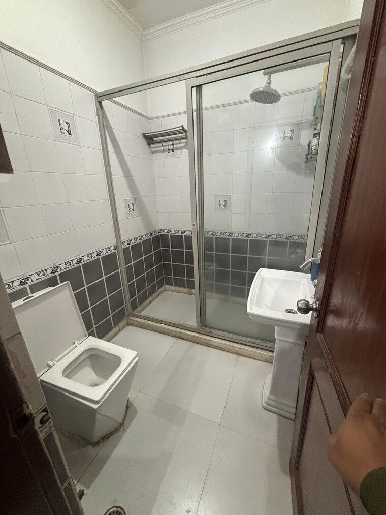 Team Area, ansal-sushant-lok-i 3 Bedroom 300 Sq.Yd. Builder Floor In Sector 43 Gurgaon 9665686