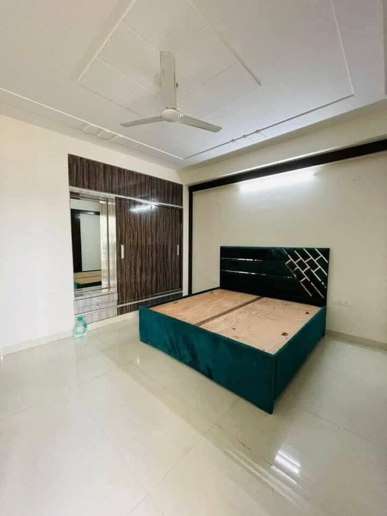 Bedroom, freedom fighters enclave 3 Bedroom 1500 Sq.Ft. Apartment In Freedom Fighters Enclave Delhi 9665712