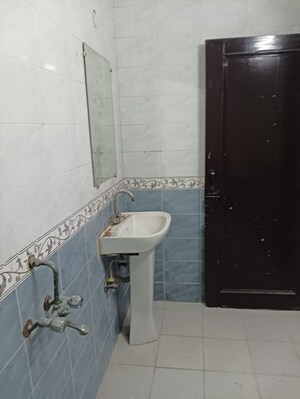 Bathroom in 2 BHK Villa at RWA Apartments Sector 27, Sector 27 – for Rent