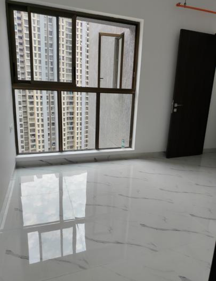 1 BHK + Pooja Room Apartment For Sale in Lodha Amara