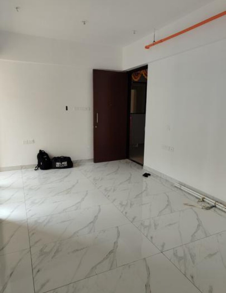 Room, lodha-amara 1 Bedroom 350 Sq.Ft. Apartment In Kolshet Road Thane 9665724