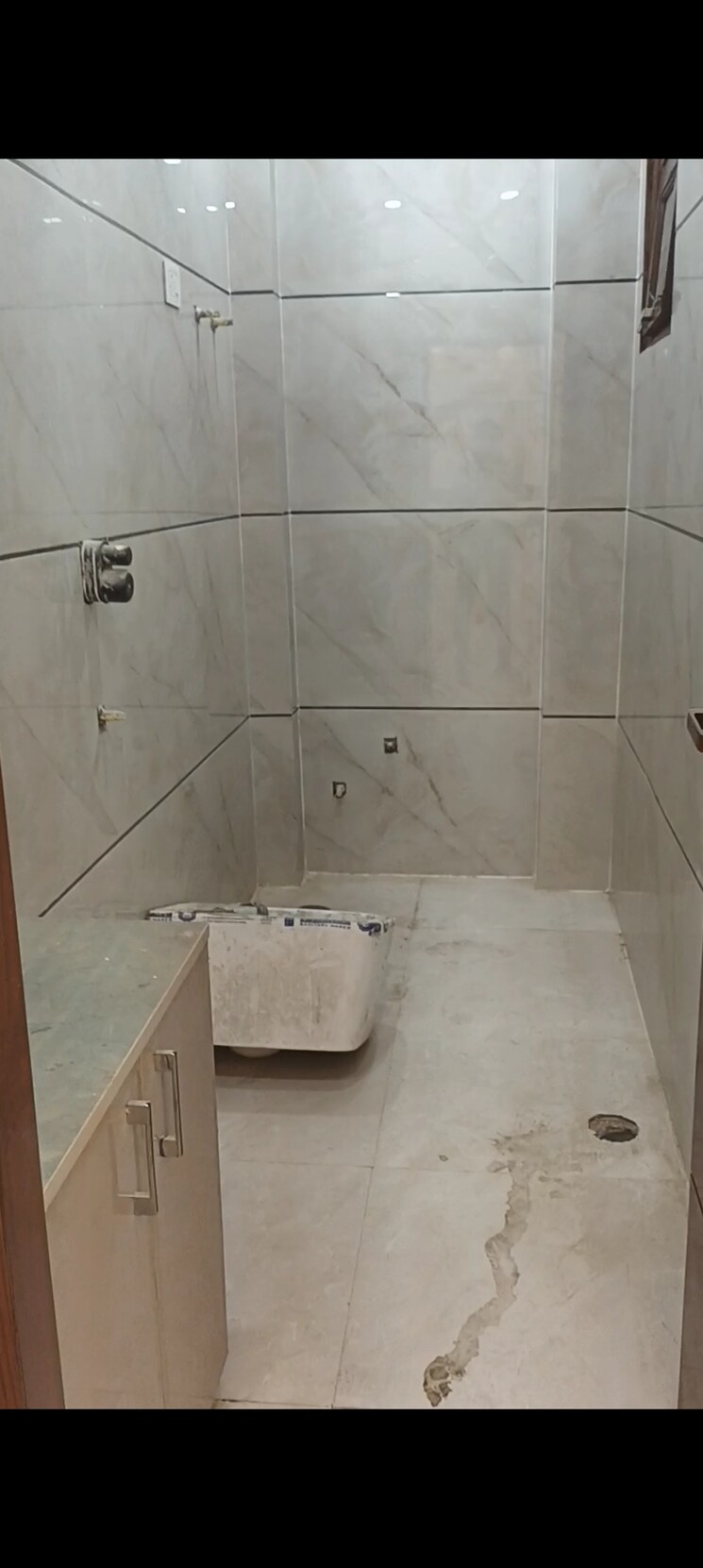 Bedroom, gyan khand 3 Bedroom 135 Sq.Yd. Builder Floor In Gyan Khand Ghaziabad 9665774