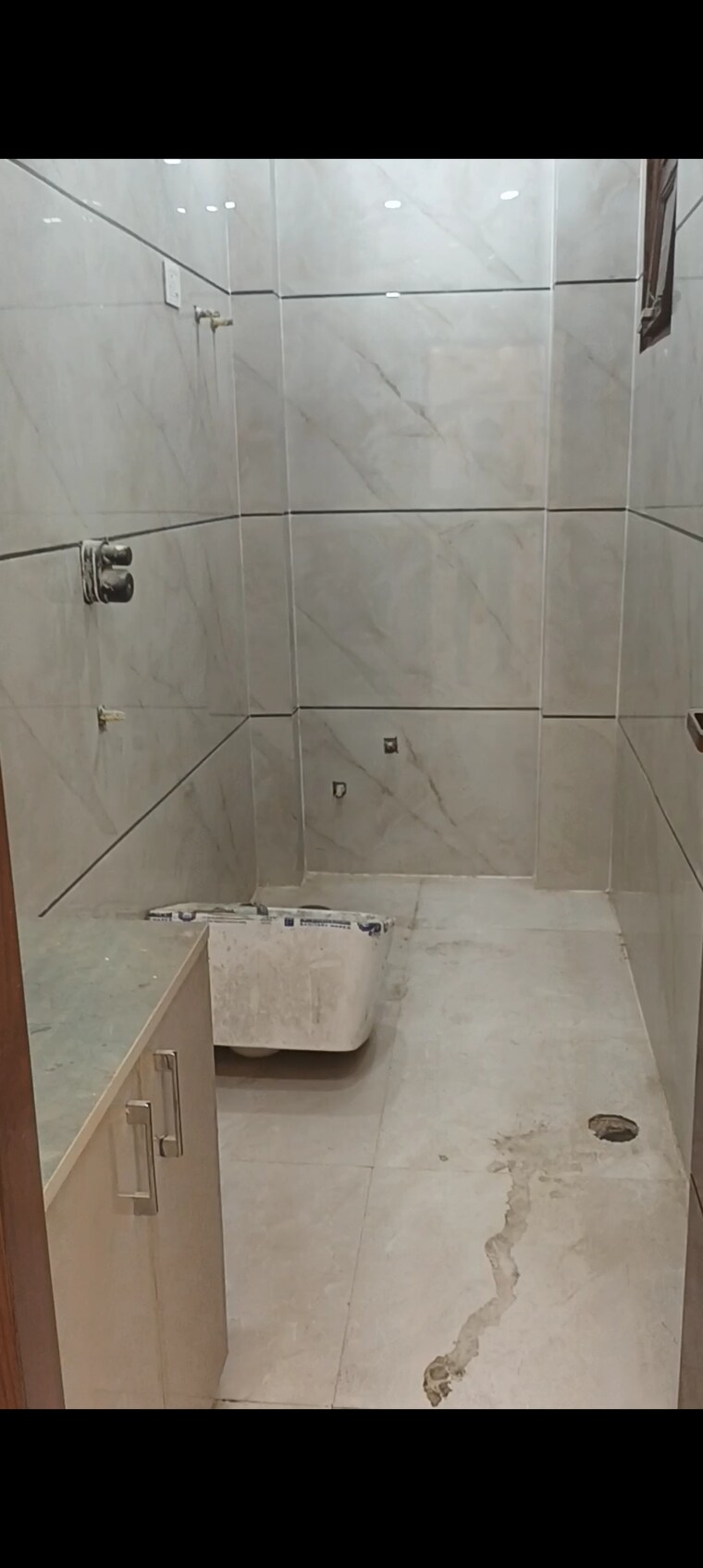 Bedroom, gyan khand 3 Bedroom 135 Sq.Yd. Builder Floor In Gyan Khand Ghaziabad 9665774