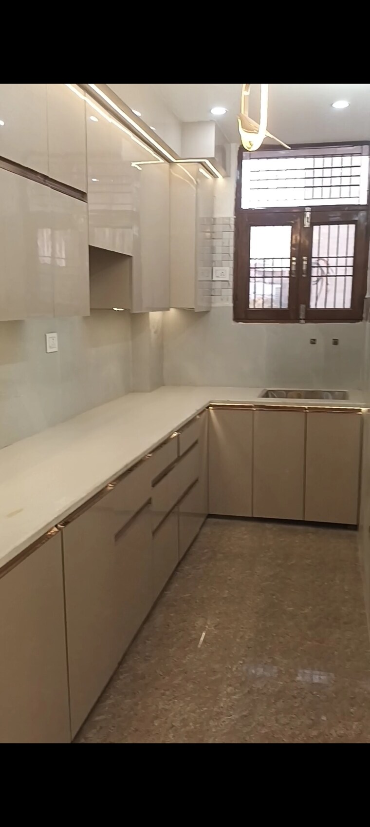 Kitchen, gyan khand 3 Bedroom 135 Sq.Yd. Builder Floor In Gyan Khand Ghaziabad 9665774