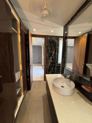 Master Bedroom in 4 BHK Apartment at DLF City Phase V, Dlf Phase V – for Sale