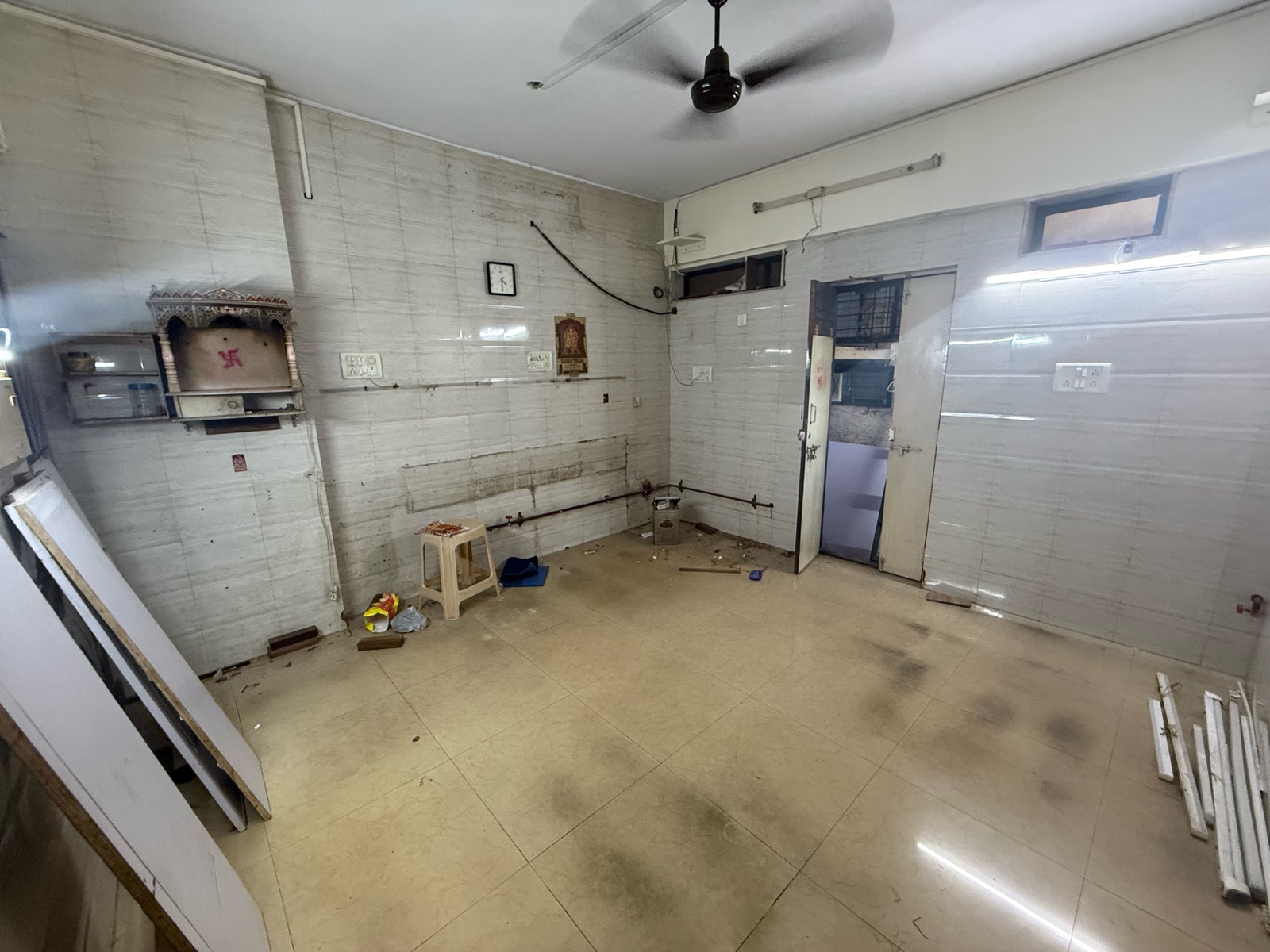 Office Space For Sale in Navkar Pearl