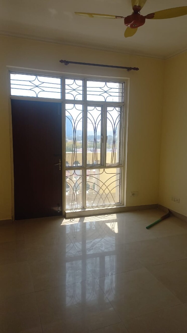 Room, parsvnath-green-ville 3 Bedroom 2020 Sq.Ft. Apartment In Sector 48 Gurgaon 9665792