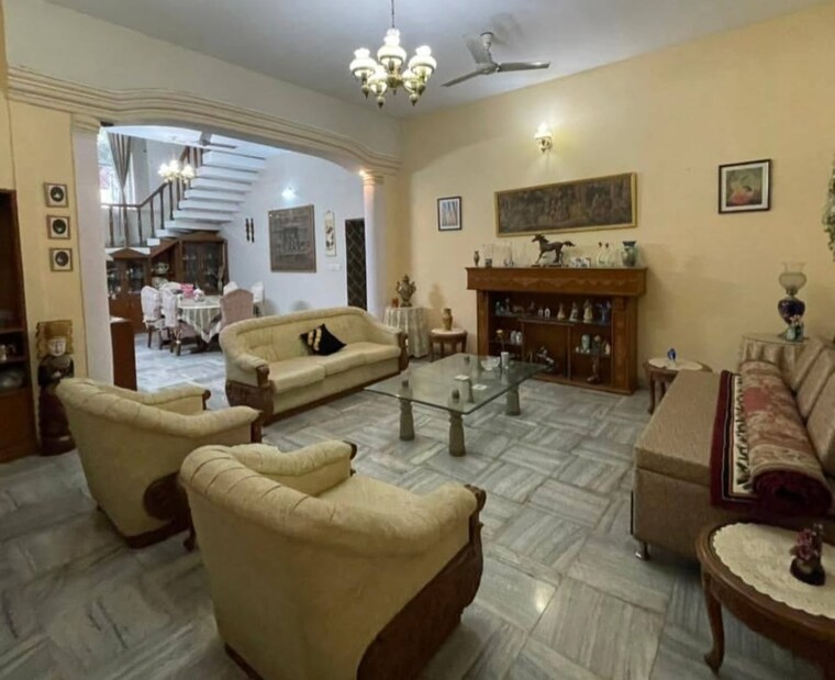 Living Room, aparna-senor-valley-i 4 Bedroom 4500 Sq.Ft. Apartment In Jubilee Hills Hyderabad 9665820