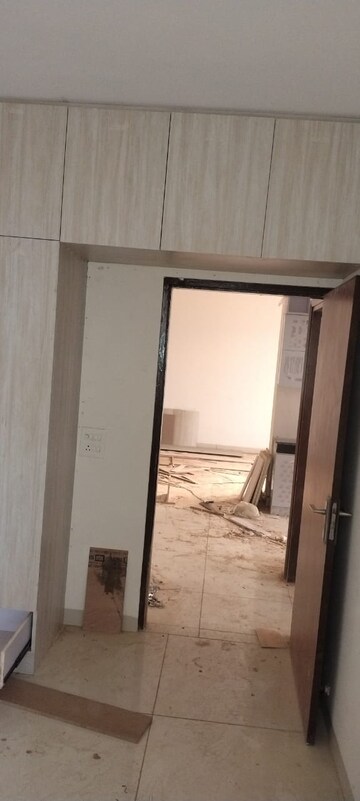 Room in 3 BHK Apartment at RPS Auria, Sector 88 – for Rent