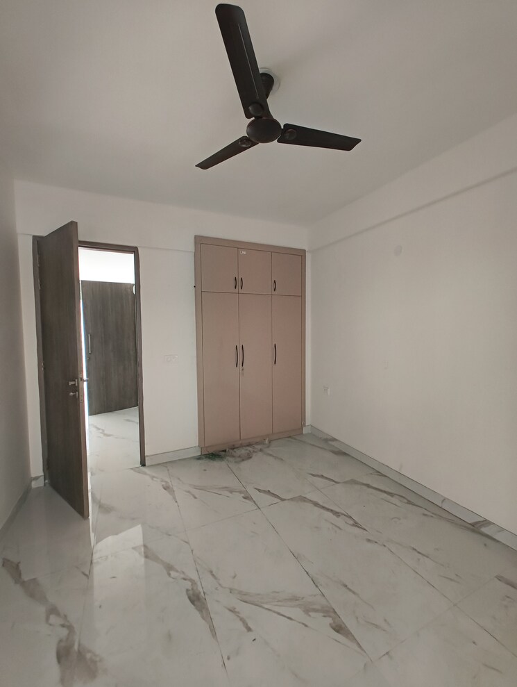 Room, m3m-soulitude 3.5 Bedroom 1500 Sq.Ft. Builder Floor In Sector 89 Gurgaon 9665838