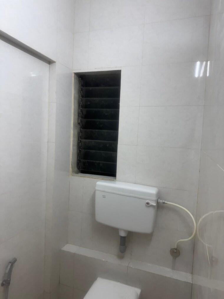 undefined, chembur Commercial Office Space 325 Sq.Ft. In Chembur Mumbai 9665841