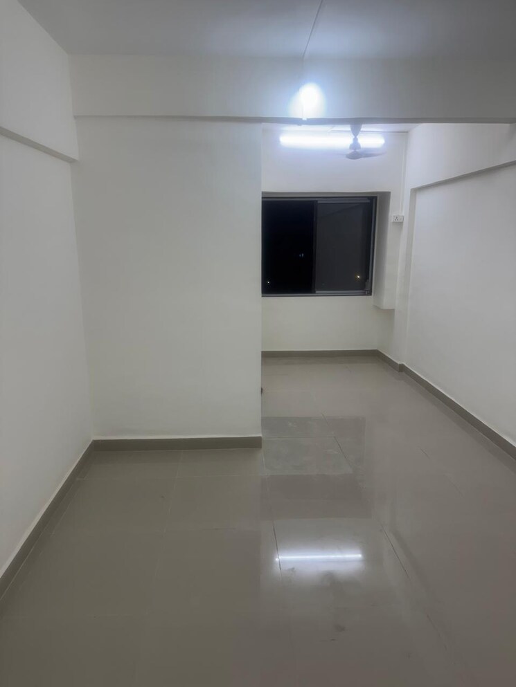 Team Area, chembur Commercial Office Space 325 Sq.Ft. In Chembur Mumbai 9665841
