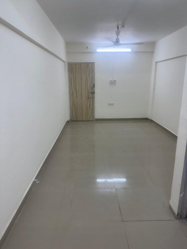 Team Area, chembur Commercial Office Space 325 Sq.Ft. In Chembur Mumbai 9665841