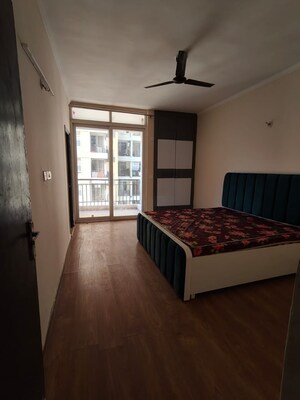 3 BHK Apartment For Rent in Amrapali Golf Homes, Sector 4 Greater Noida